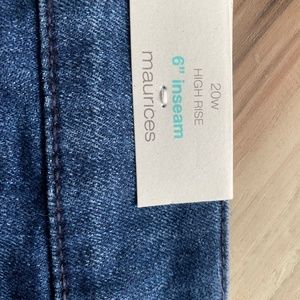 Maurices High Rise 6" inseam 20W denim shorts Brand New
